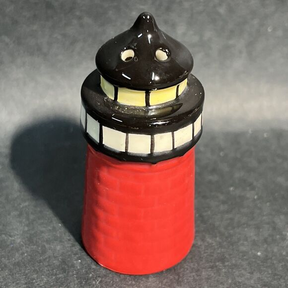 VTG Hand Painted Red Lighthouse 2.5" Tall Ceramic Salt‎ or Pepper Shaker Single - Picture 2 of 4